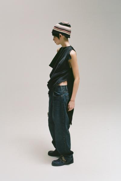 Edward Cuming 26FW024